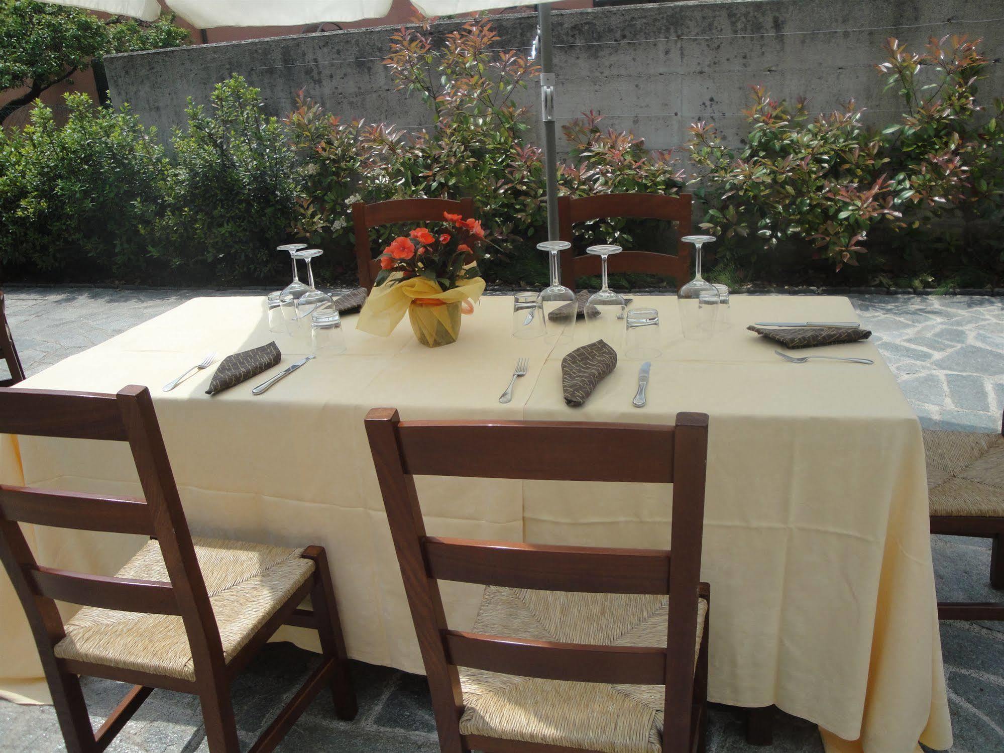Locanda Del Brinsc Brinzio Εξωτερικό φωτογραφία